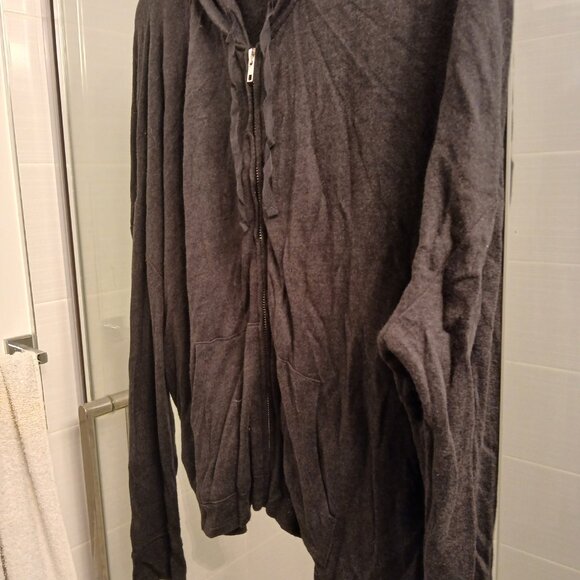 Victoria's Secret Angels Oversized Hoodie - Picture 9 of 10